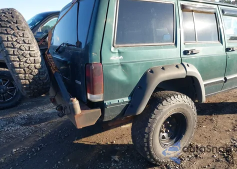 2000 Jeep Cherokee Sport from USA, damaged, VIN 1J4FF48S6YL147949